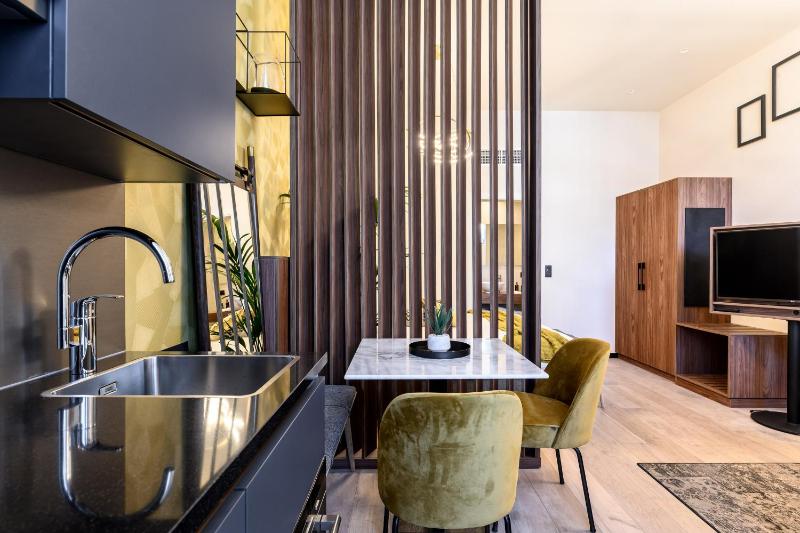 Deluxe Studio with Kitchen image 2