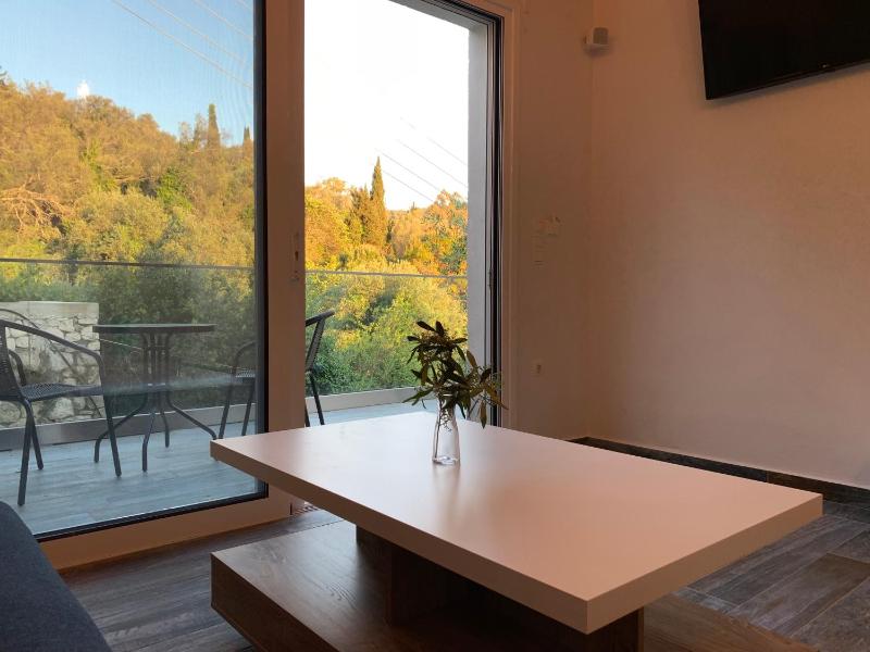 Apartment with Sea View image 3