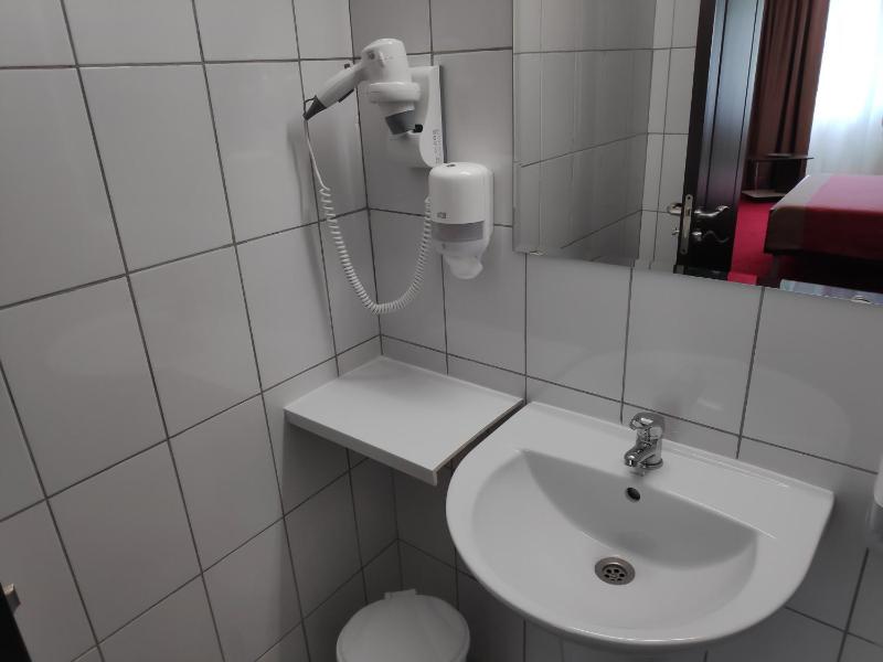 Double or Twin Room with Bathroom image 4