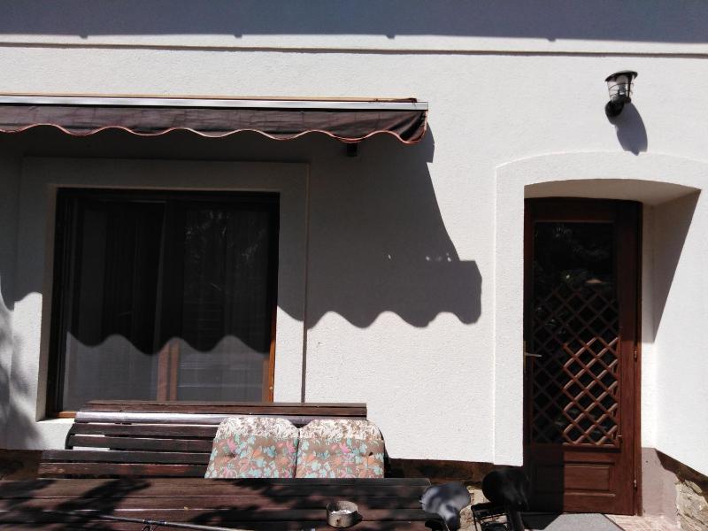 One-Bedroom Apartment with Terrace image 2