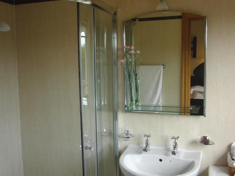 Double Room image 2