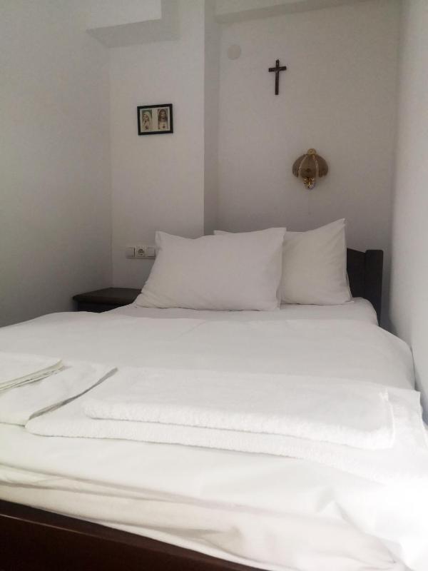 Single Room image 4