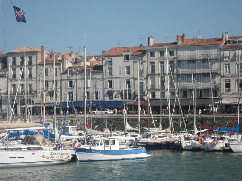 Hotel La Marine Vieux Port - image 3