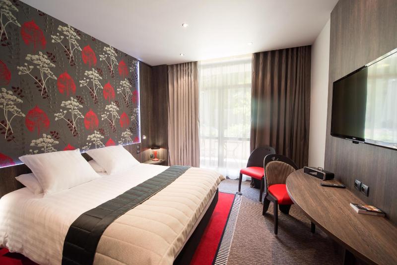 Superior Room with Terrace image 4