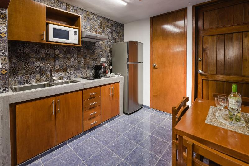 Suite Studio Serviced Apartments - image 10