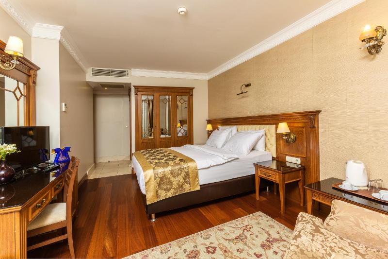 Superior Room image 2