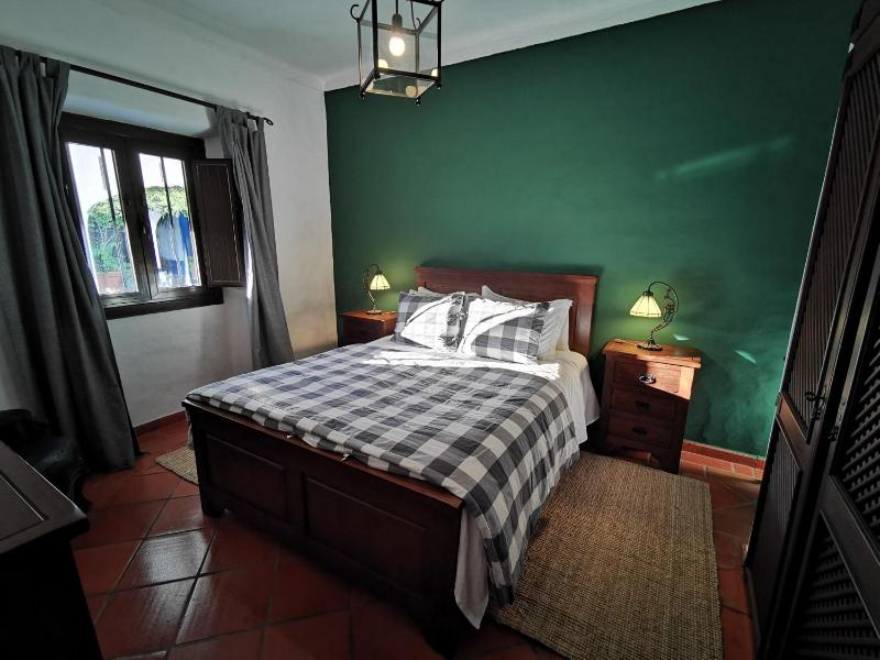 Family Suite (2 Adults + 2 Children up to 18 years old) image 2