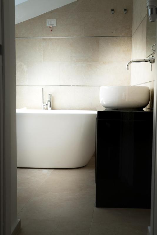 Re Dionisio Luxury Suites - image 15