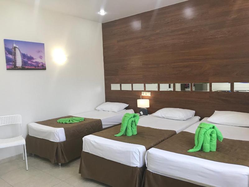 Triple Room with Balcony image 3