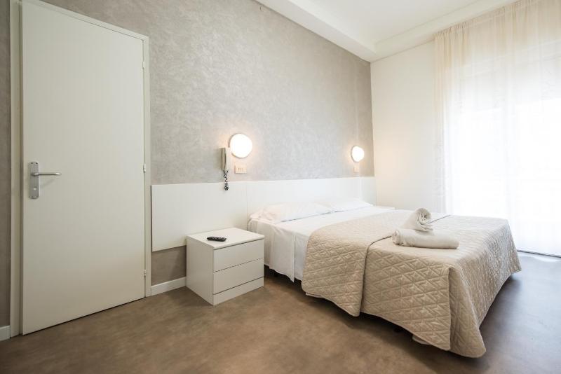 Hotel Cristina - image 13