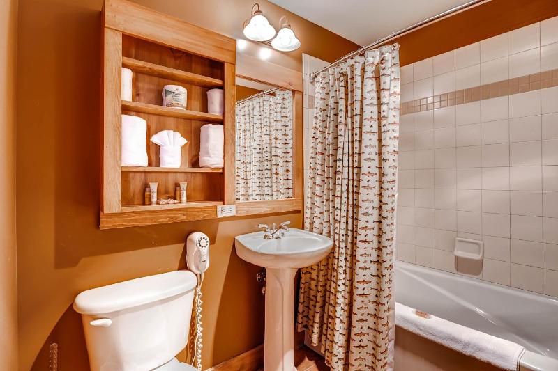 Two-Bedroom Apartment image 3