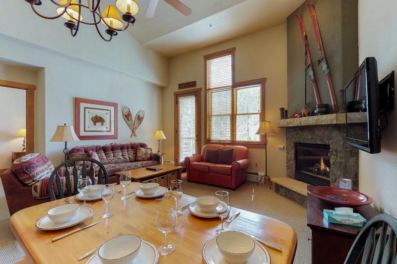 Three-Bedroom Apartment image 3
