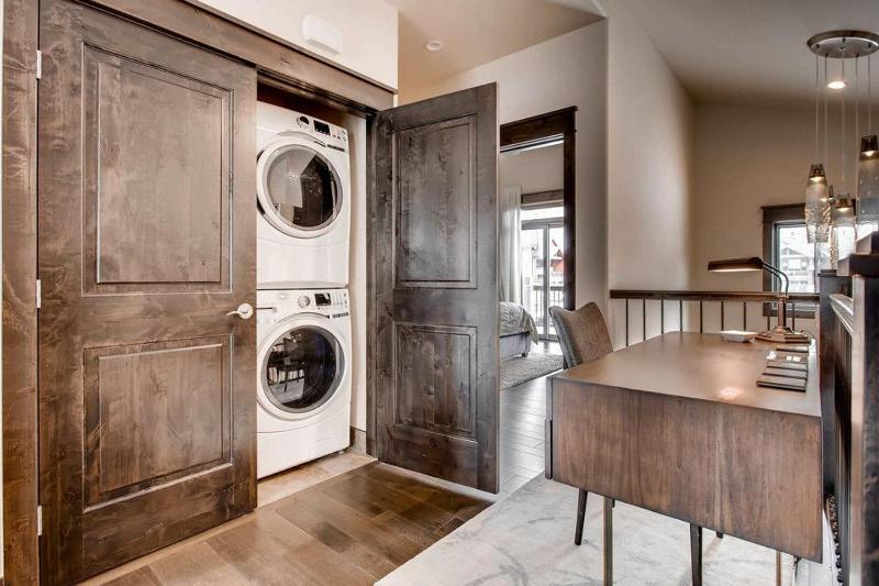 Deluxe Apartment image 2