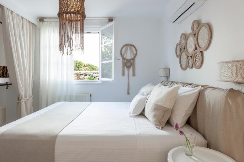 Amalgam Homes Paros - image 28