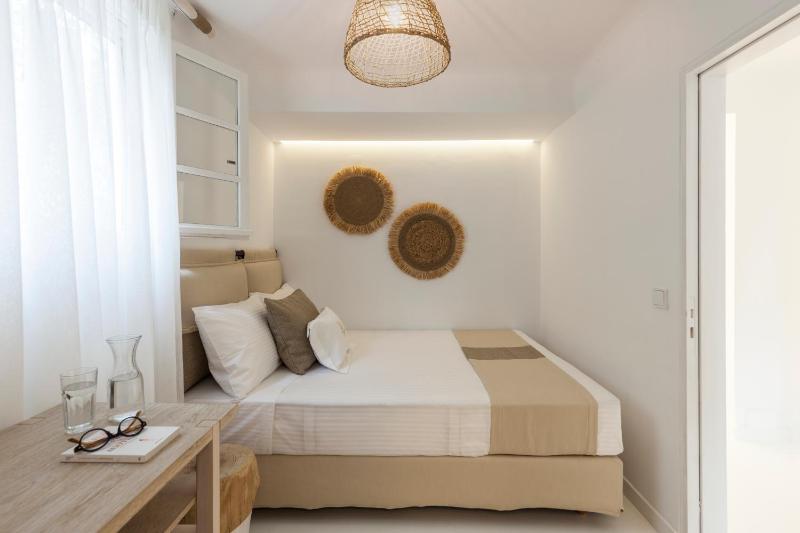 Amalgam Homes Paros - image 29