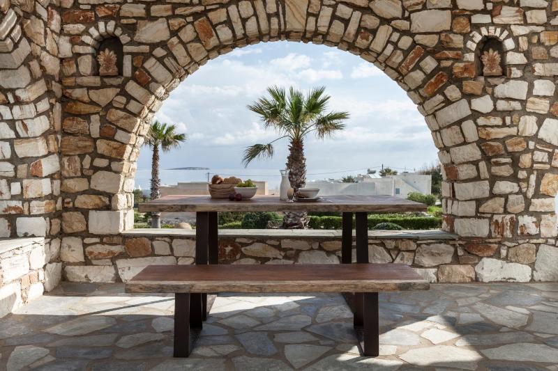 Amalgam Homes Paros - image 14