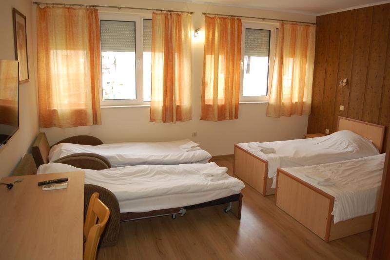 Triple Room image 4