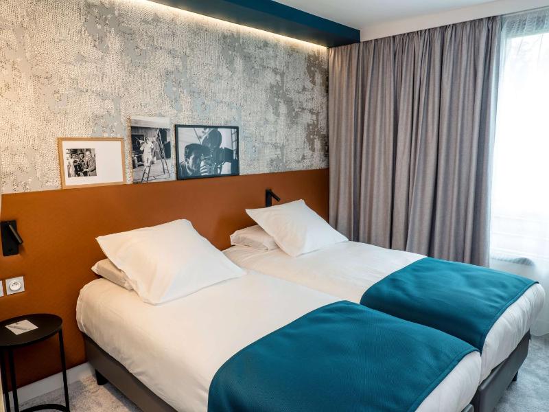 Twin Room image 1