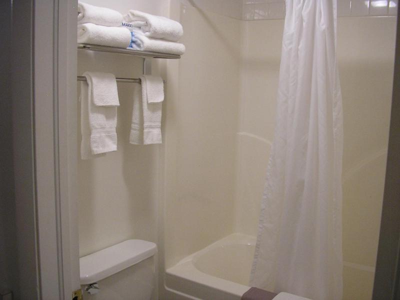 King Room image 4