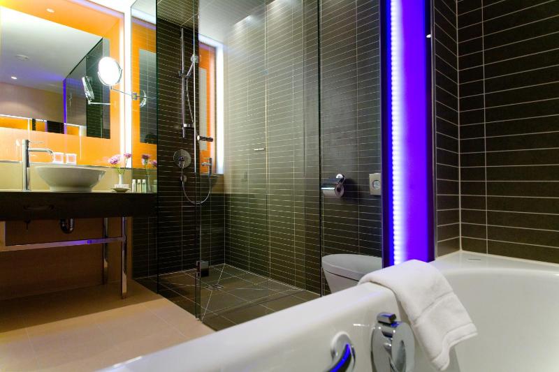 Executive Suite image 1