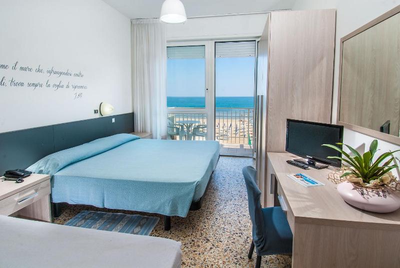 Triple Room image 3