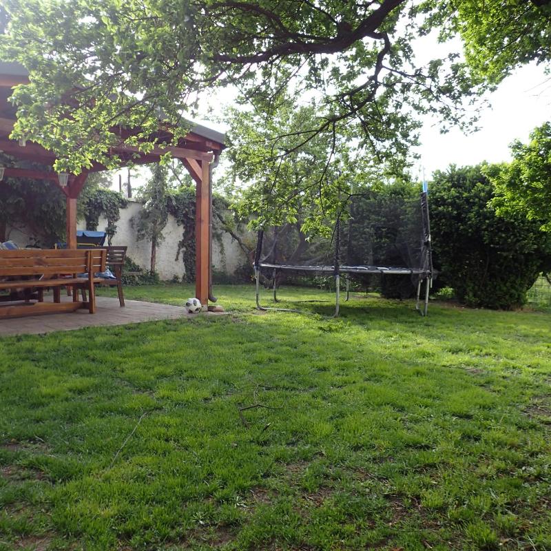 Two-Bedroom Apartment with Garden View image 2