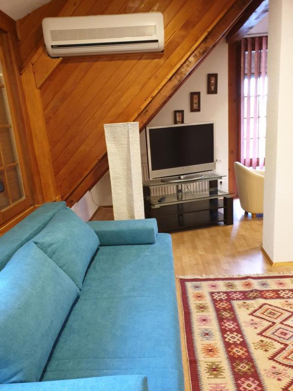 One-Bedroom Apartment image 4