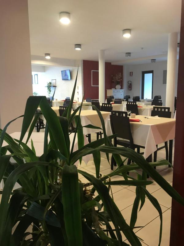 Hotel Royal - image 33