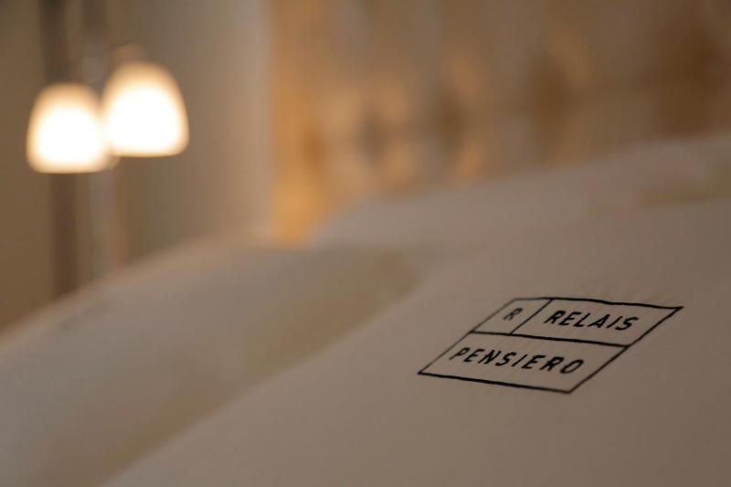 Superior Triple Room image 3