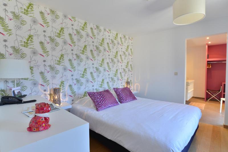 Standard Double Room image 4