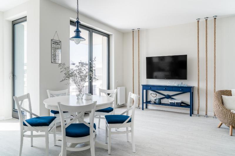Blue Marina - OKRZEI Residence - by Lion Apartments - image 8