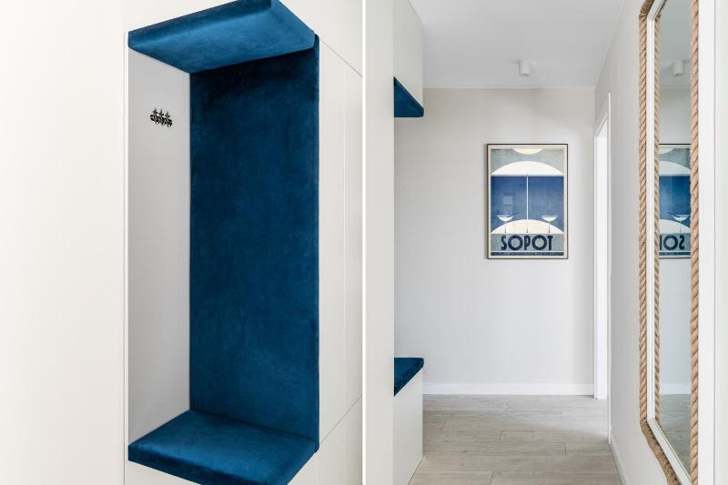 Blue Marina - OKRZEI Residence - by Lion Apartments - image 9