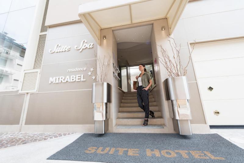 Suite & Spa Mirabel - image 17