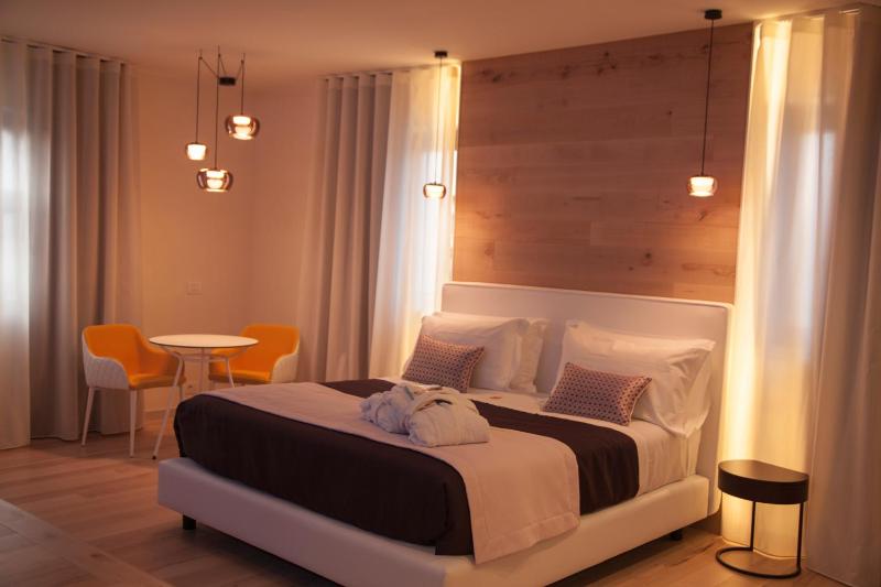 Suite with Spa Access image 3