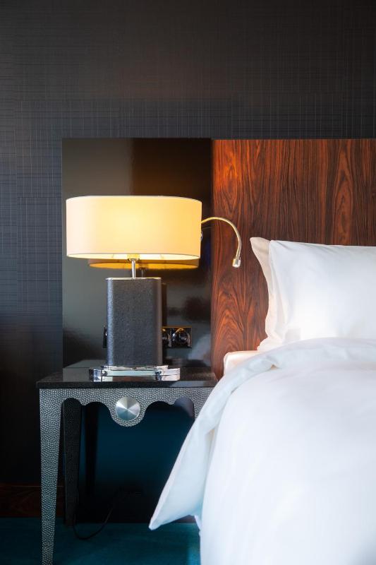 Premium Room with Alster View image 4