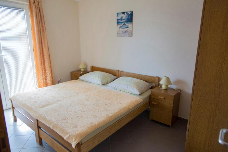 Apartments Beba - image 3