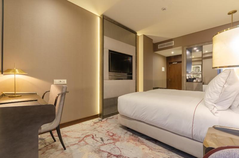 Superior Double Room image 2