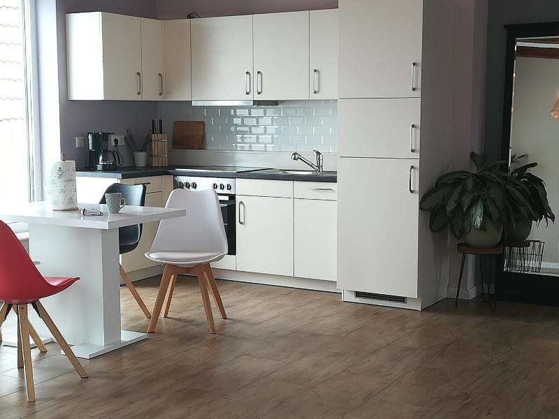 Studio with Mountain View image 2