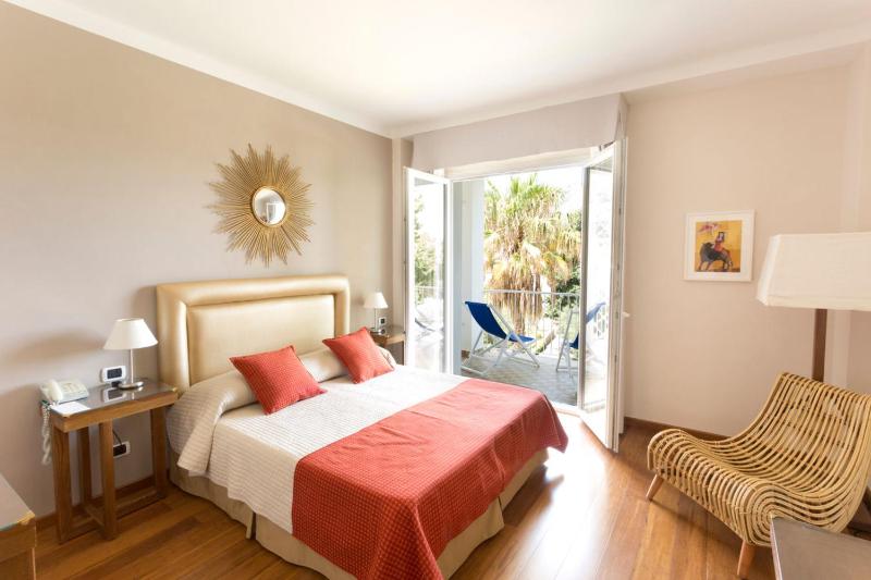 Double or Twin Room image 1