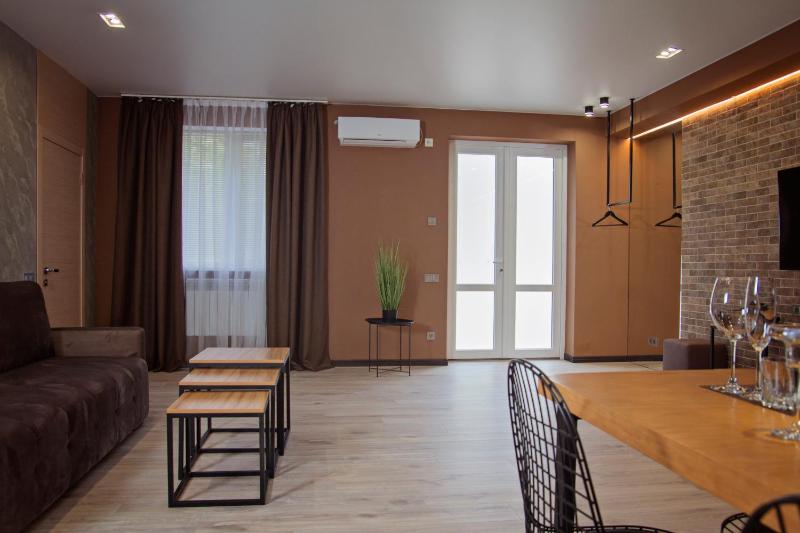 Executive Suite image 2