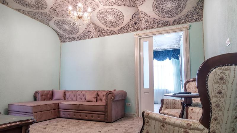 JMR Royal -Luxury Rooms & Private Sauna - image 46