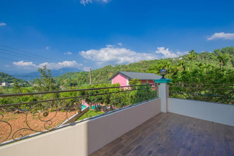 Tongxin Homestay - image 40