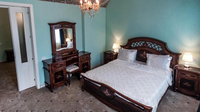 JMR Royal -Luxury Rooms & Private Sauna - image 29