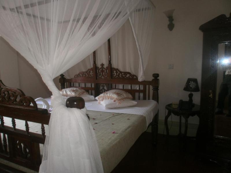 Asmini Palace Hotel - image 7