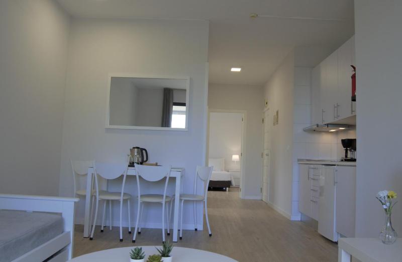 Apartment image 3