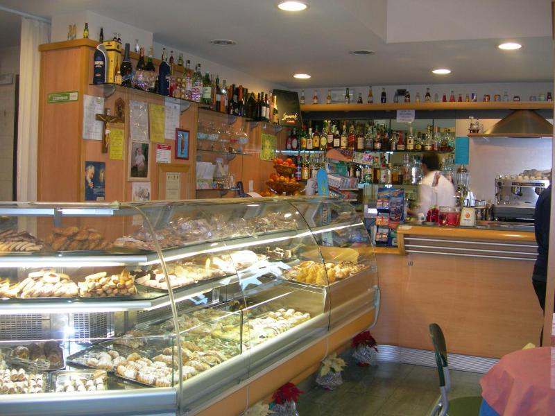 Caffè Nuovo 2 Holiday Rooms - image 20