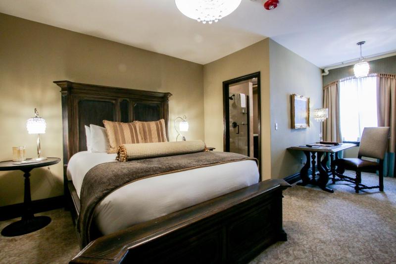 The Detroit Club - image 12