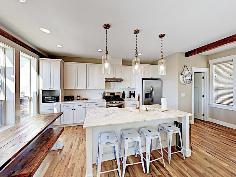 Three-Bedroom House image 2