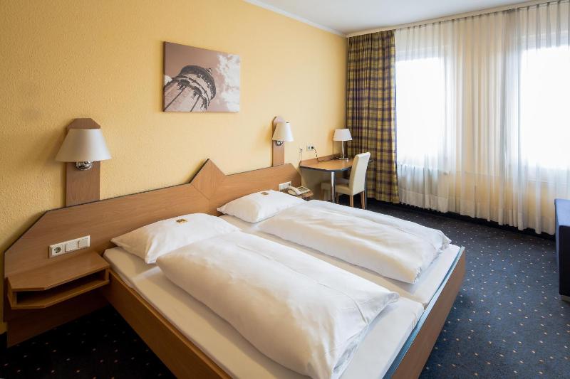 Superior Double Room image 1