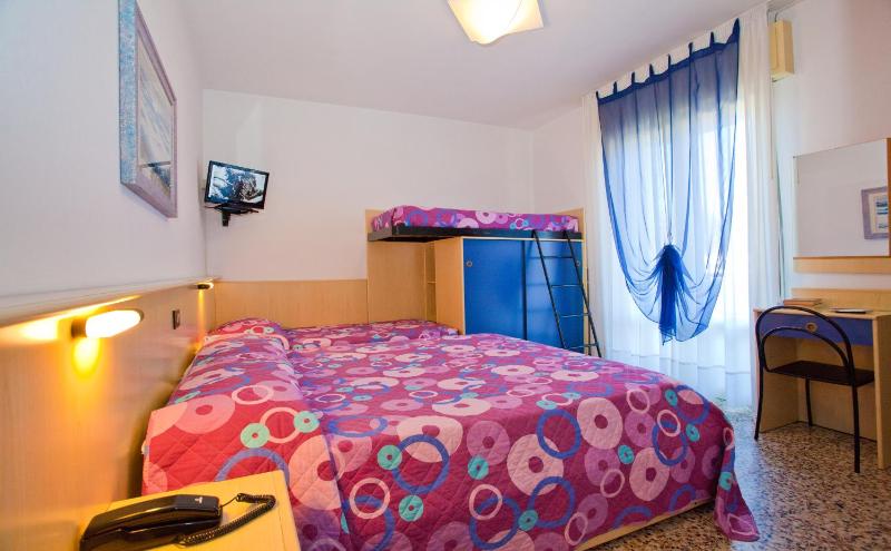 Hotel Catto Suisse - image 9